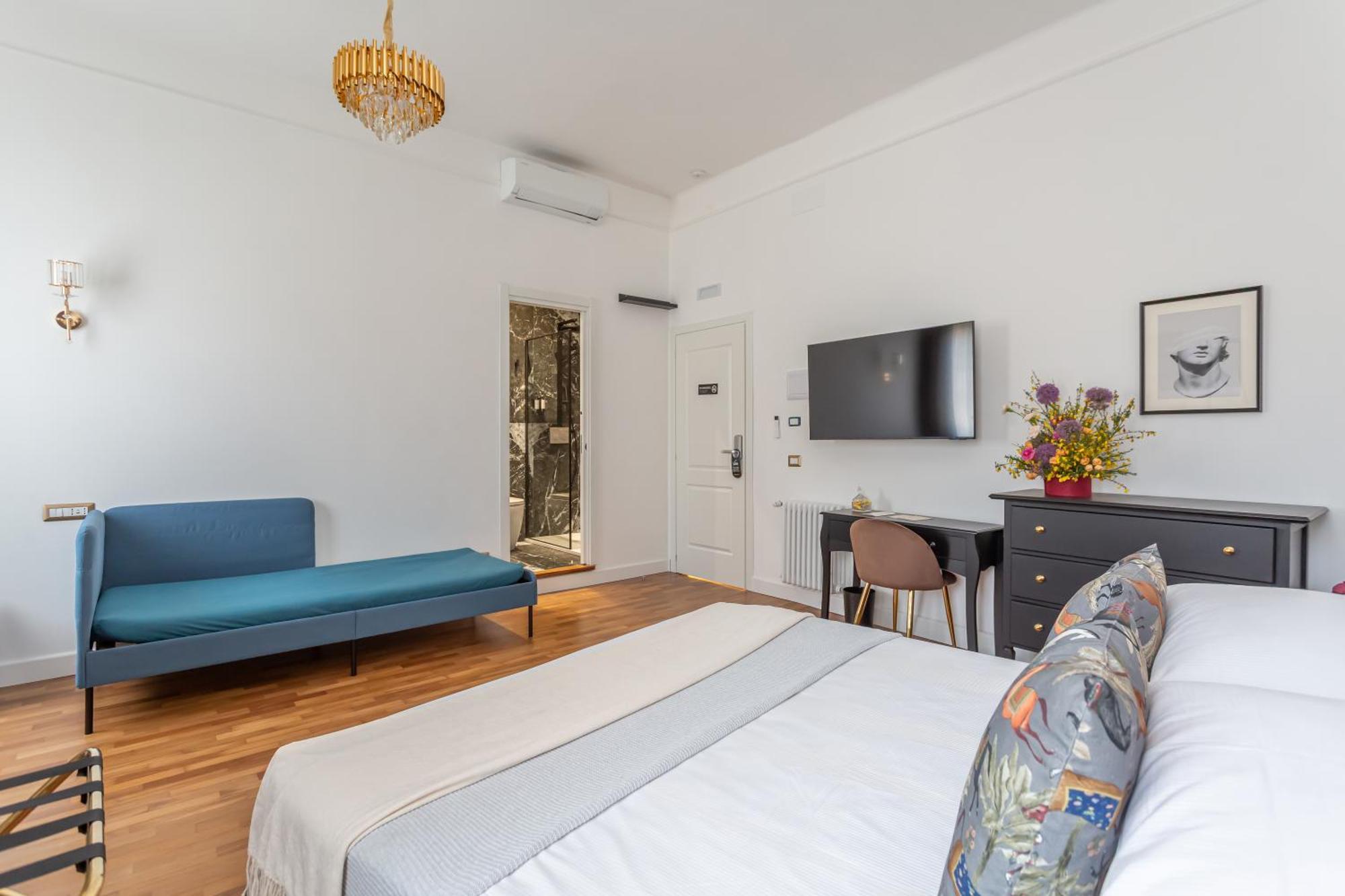 Blue Prestige Roma